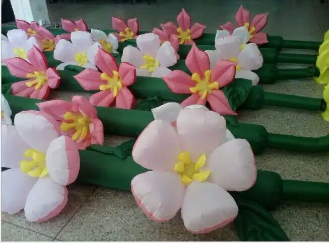花朵活动卡通